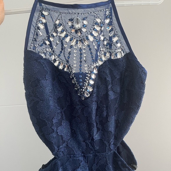 NWT Macy’s Navy Blue Lace Prom/ Formal Dress - Size 7/8 - Picture 2 of 7